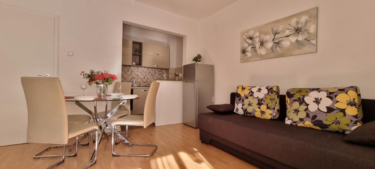 Apartments Cambellezza Kaštela Екстериор снимка