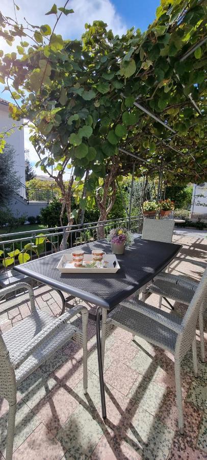 Apartments Cambellezza Kaštela Екстериор снимка