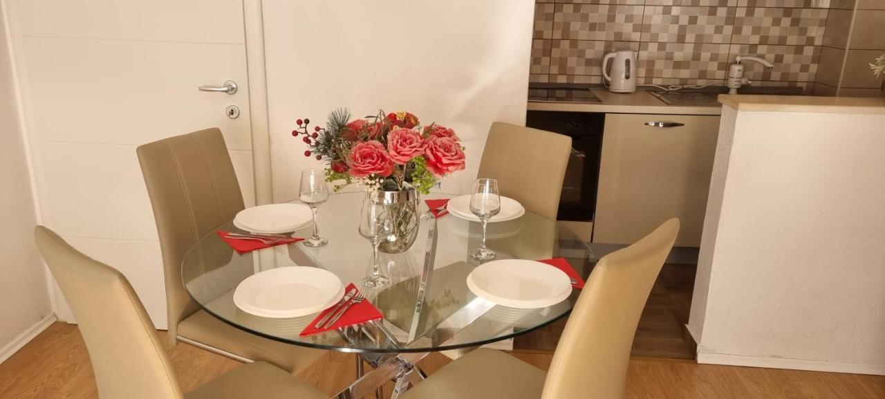 Apartments Cambellezza Kaštela Екстериор снимка