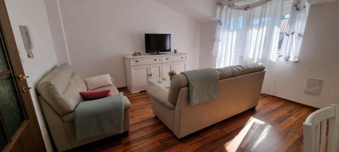 Apartments Cambellezza Kaštela Екстериор снимка